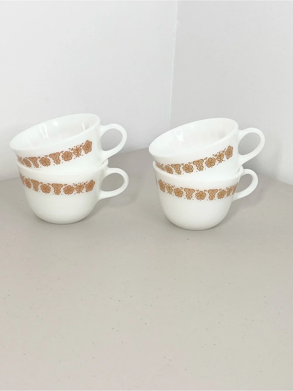 Pyrex vintage set